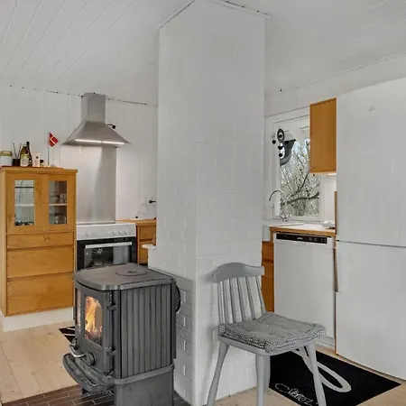 Awesome In With 3 Bedrooms And Wifi Feriehus Hemmet